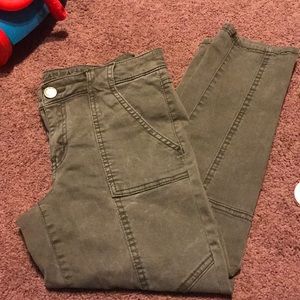 American equal olive pants